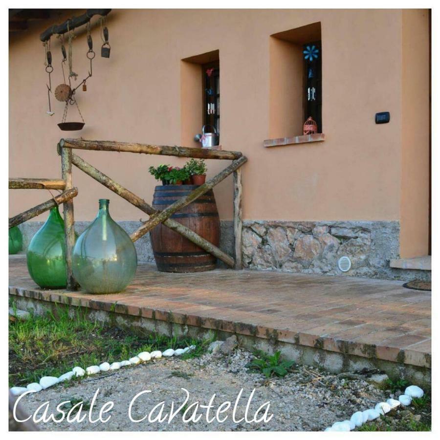 Bed and Breakfast Casale Cavatella à Sermoneta Extérieur photo